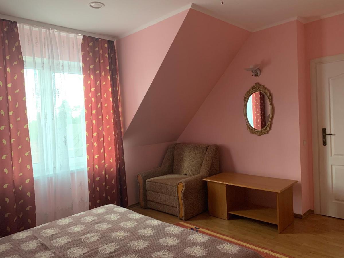 Комфортабельный Коттедж Bed & Breakfast Svityaz' Exterior photo
